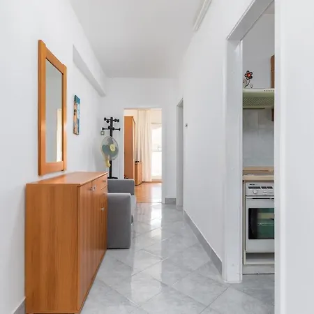 דירה 3 Bedroom Awesome In