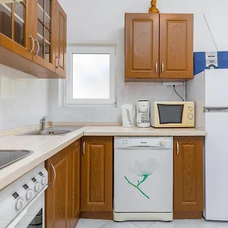 דירה 3 Bedroom Awesome In